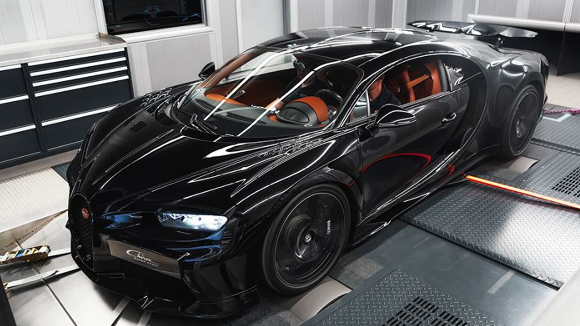 Chiếc Chiron Super Sport mới của Bugatti thậm chí còn mạnh hơn cả sự mong đợi